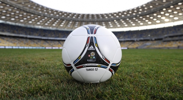 Meciurile din sferturile EURO 2012, cele mai vizionate programe tv în perioada 21-24 iunie