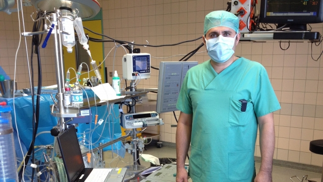 Chirurgie cardiacă ultramodernă, practicată de un medic român