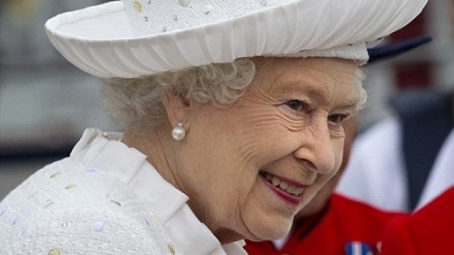 Regina Elisabeta la al 62-lea onor, la Ora Regelui