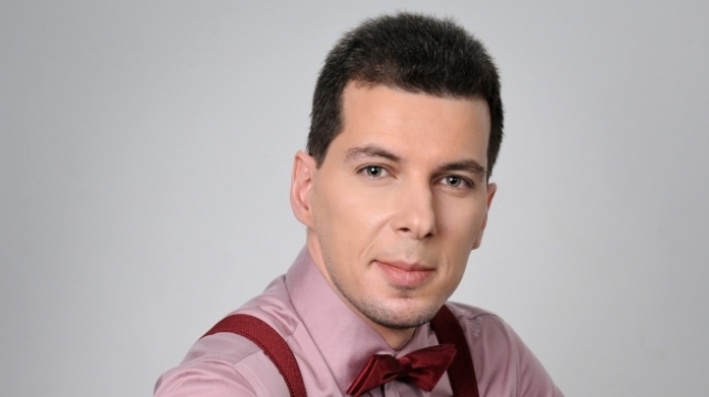 Jurnalistul TVR Marius Constantinescu îşi lansează cartea în cadrul Festivalului „George Enescu”