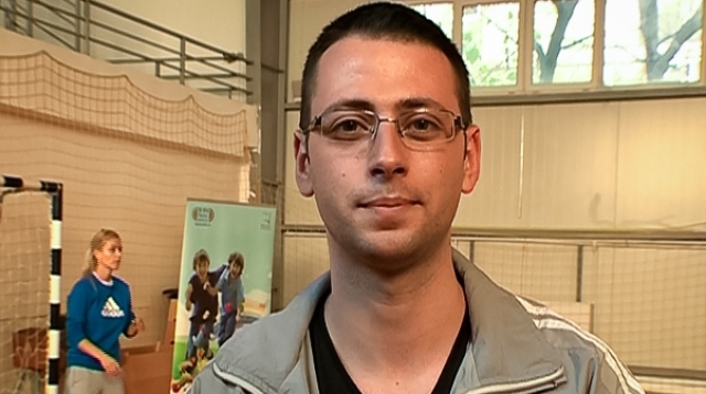 Radu Tudor, profesor voluntar de educaţie fizică
