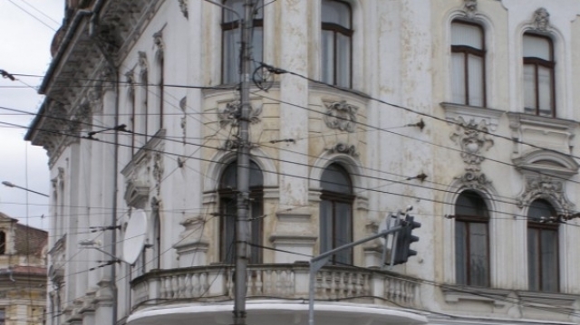 Renovarea faţadelor clădirilor istorice din centrul Clujului ridică probleme