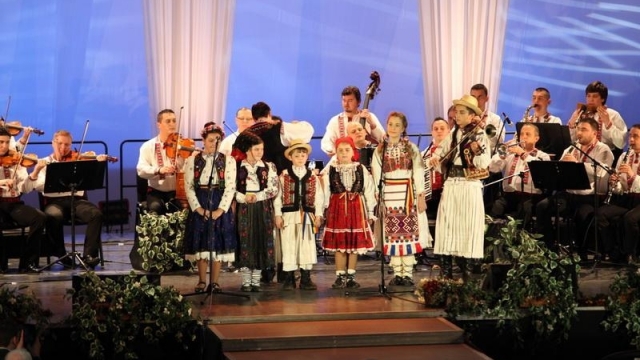 Concert de pricesne de la Oradea, difuzat de TVR 1