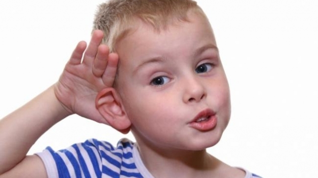 Copii cu deficienţe de văz şi de auz au descoperit muzica din sufletul lor