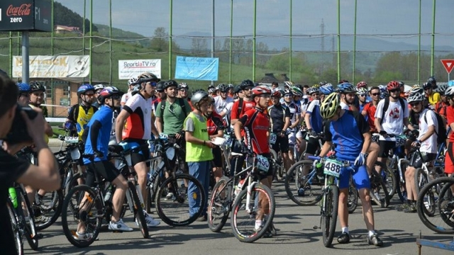 TVR 3 şi TVR Cluj transmit cel mai mare maraton de ciclism din ţară