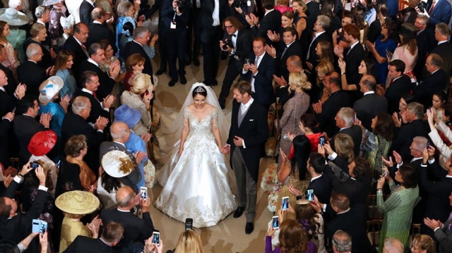 Invitaţie la nuntă regală... în Albania, la „Ora Regelui”