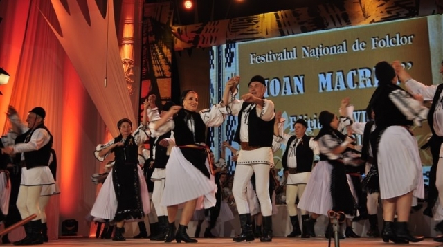 Festivalul Național de Folclor „Ioan Macrea” – în direct la TVR 3