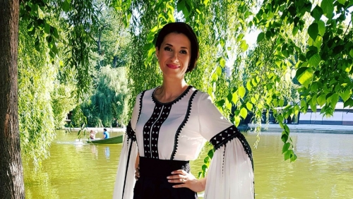 Iuliana Tudor: „În România există în continuare voci şi talente” 