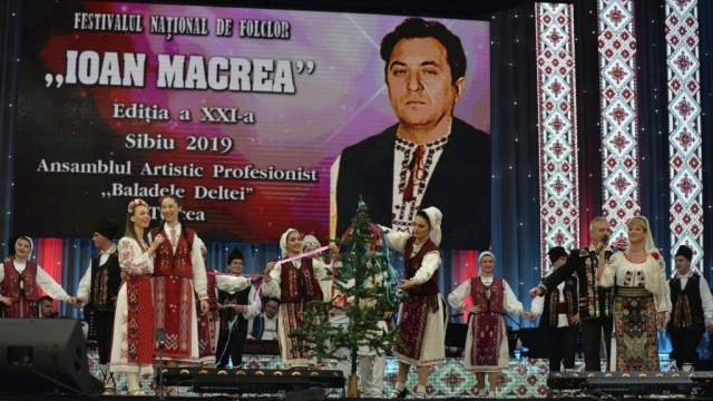 Dansuri şi muzică din Dobrogea şi Craiova, pe scena Festivalului „Ioan Macrea”