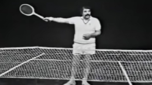 Stai acasă și uită-te la meciurile din arhivă. C-așa e-n tenis! | VIDEO