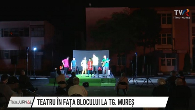 Teatru în fața blocului la Tg.Mureș | VIDEO