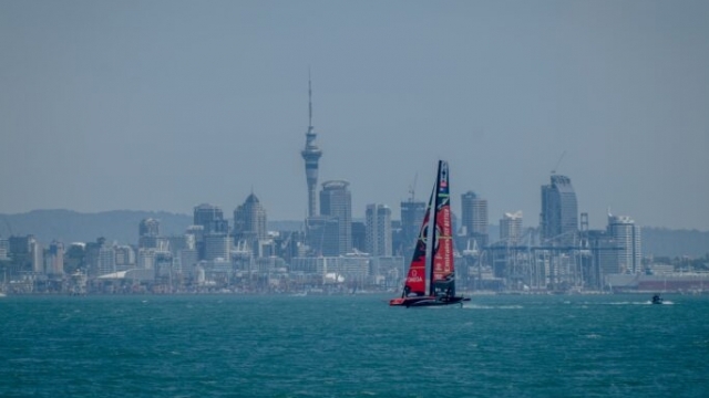 Cea mai veche competiție sportivă din lume, America's Cup la yachting, la TVR 2