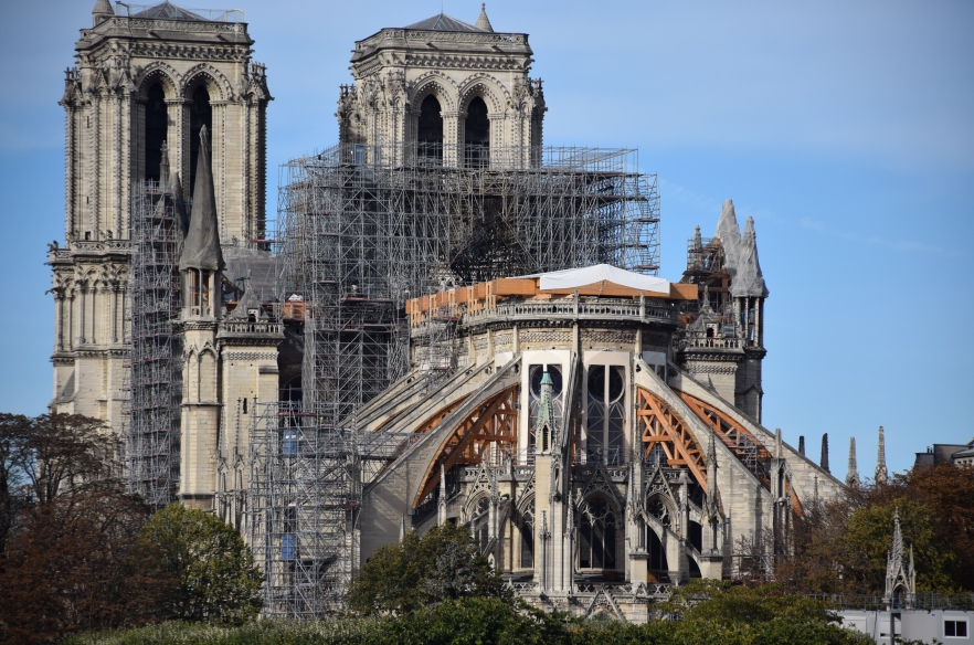 (w882) Notre-Dame