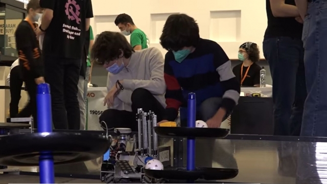 Confruntarea roboților | VIDEO