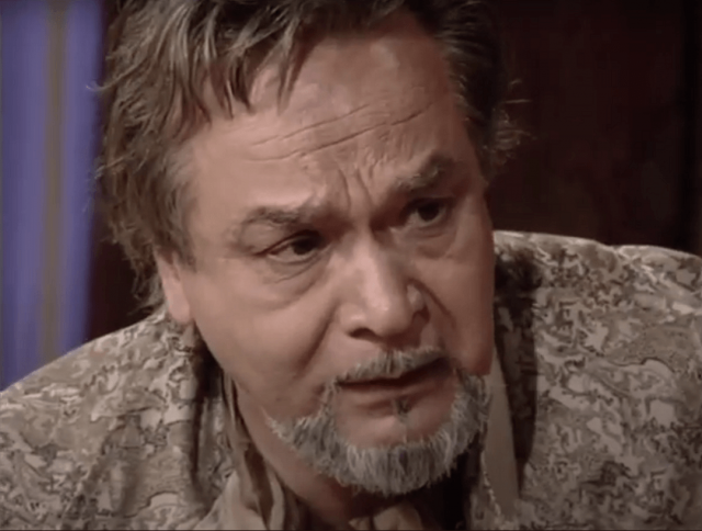 PĂRINȚII TERIBILI - Damian Crâșmaru