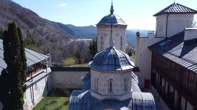 Despre Cuvânt și trăirea Lui, la ”Universul Credinței”