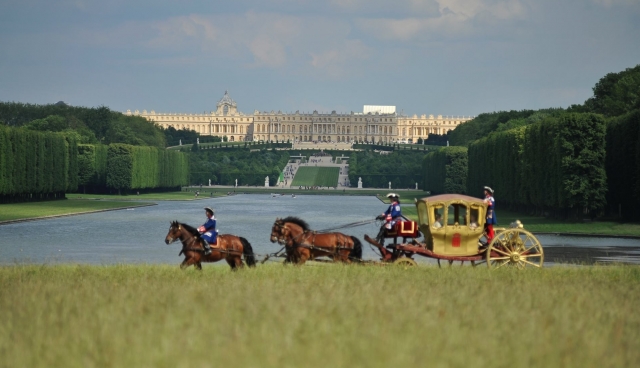 Trei regi, trei domnii, trei poveşti, în documentarul „Versailles. Mărire şi decădere”