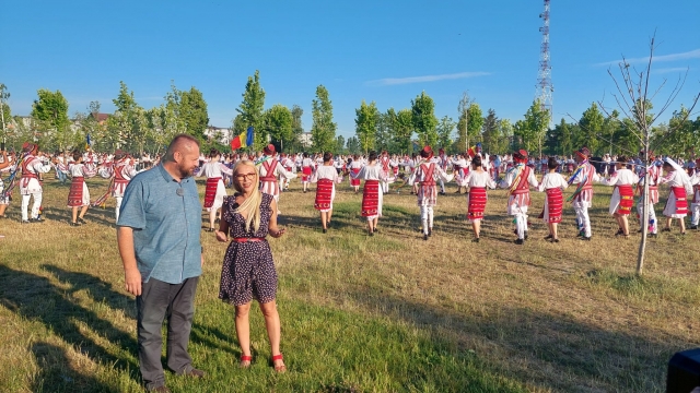 Braga, țestul și Călușul oltenesc au deschis noul sezon „Exclusiv în România”