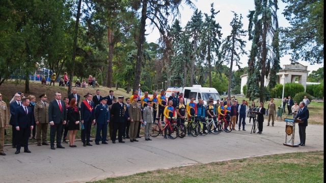 Din Zvolen, la București. „Copacul Păcii”, adus de o ștafetă a veteranilor Invictus 