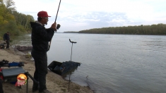 Pescuit pe fluviu şi pe lac 