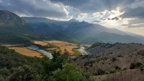 La un pas de România: Aromânii din sudul Albaniei (II)