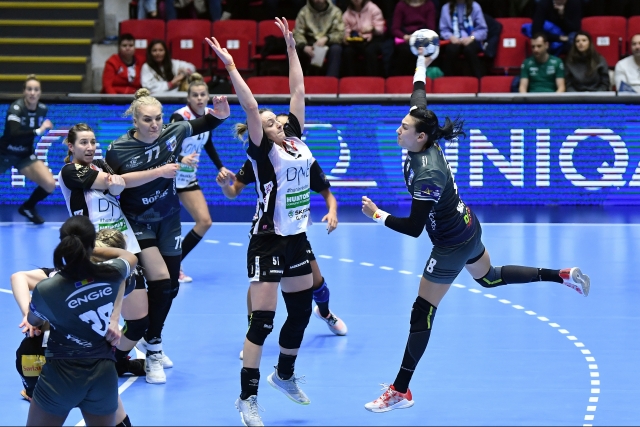 Handbal feminin: CSM Bucureşti a învins campioana Ligii Campionilor, Vipers Kristiansand (27-24)