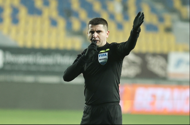 Meciul Sepsi OSK Sf.Gheorghe - FC U Craiova, suspendat după 26 de minute din cauza scandărilor suporterilor