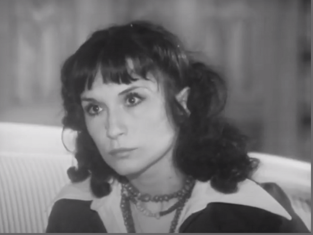 HORA SĂRUTULUI - Jeaninne Stavarache