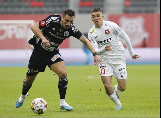 Superliga: Universitatea Cluj s-a impus la Sibiu, cu Hermannstadt, scor 1-0