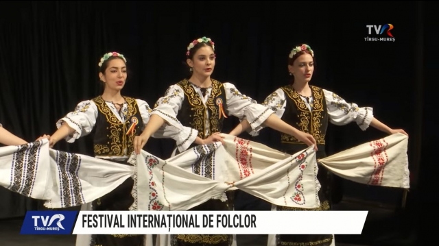 Festivalul Internaţional de Folclor ,,Lasă primăvara în casă” | VIDEO