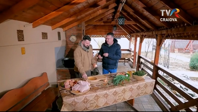 Ciorbă de urzici cu zdrențe de ou | VIDEO