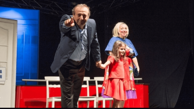 SARMALE CU DRAGOSTE - Nicodim Ungureanu, Ioana Dumitru, Victoria Dicu