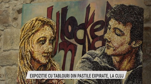 Expoziție cu tablouri din pastile expirate, la Cluj | VIDEO