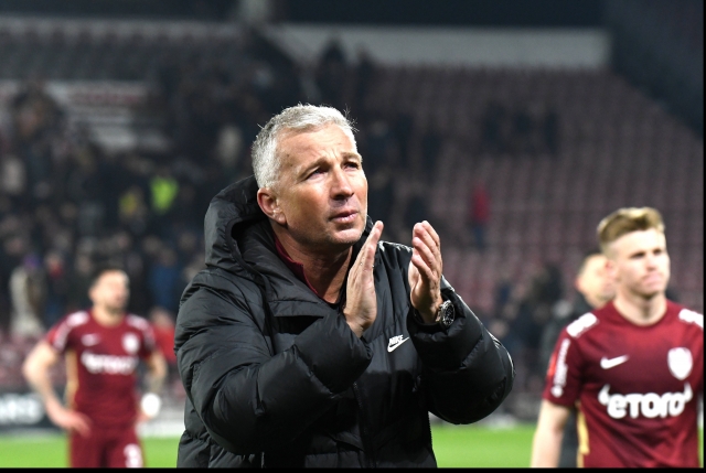 Antrenorul Dan Petrescu s-a despărţit de CFR Cluj