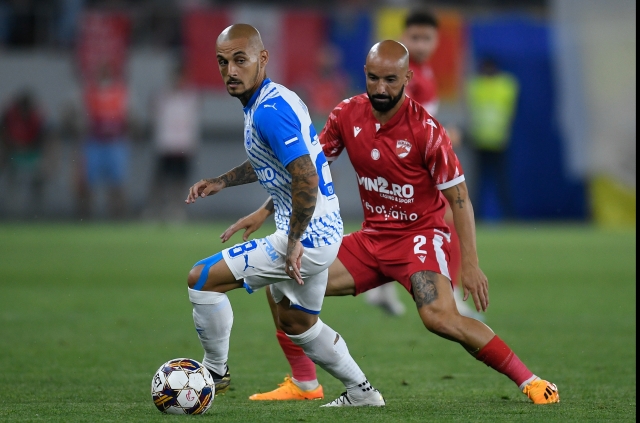 Superliga: Universitatea Craiova s-a impus la București, cu Dinamo, scor 2-0. Gazdele au ratat un penalti