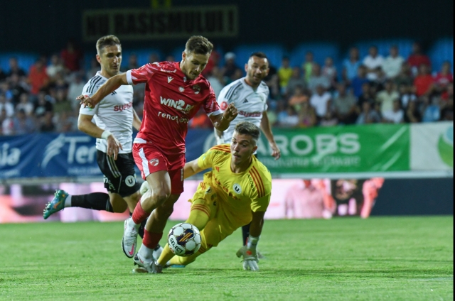 Superliga: U Cluj – Dinamo 1-1, într-un meci disputat la Mediaș, în etapa a patra