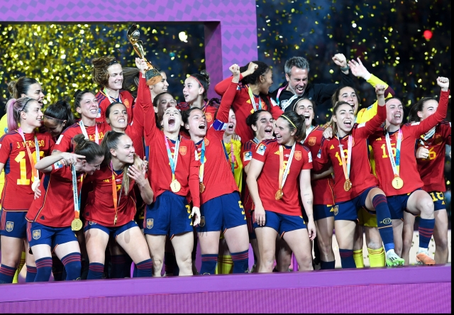  Fotbal feminin: Spania a câştigat în premieră Cupa Mondială, în direct la TVR