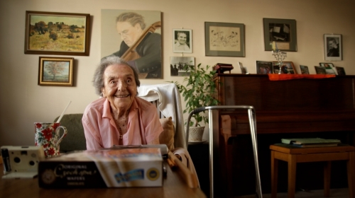 „Muzica mi-a salvat viaţa” – un documentar distins cu OSCAR, la TVR 1