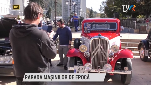 Parada mașinilor de epocă, la Piatra Neamț | VIDEO