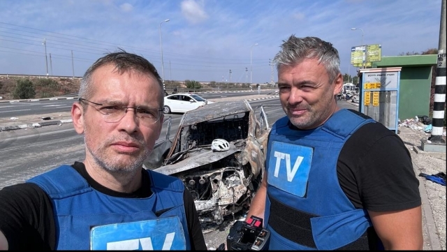 Adelin Petrișor și Dragoş Stoian, echipa Știrilor TVR care relatează din Israel 