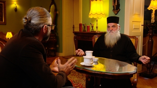 „Adevăr și curaj”: Părintele Damaschin Grigoriatul de la Muntele Athos, în dialog cu Rafael Udriște 