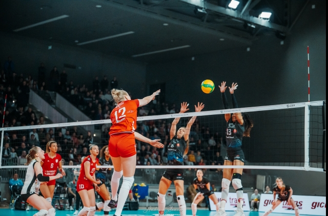 Volei feminin: Volei Alba Blaj, înfrângere cu LKS Lodz în Liga Campionilor