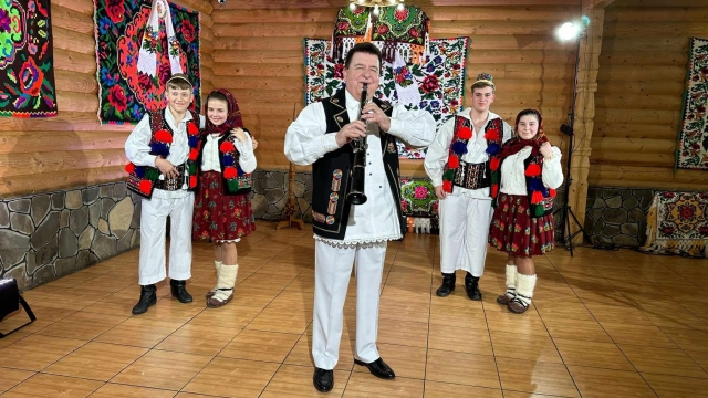 Un nou popas folcloric maramureșean la „Cântec și Poveste