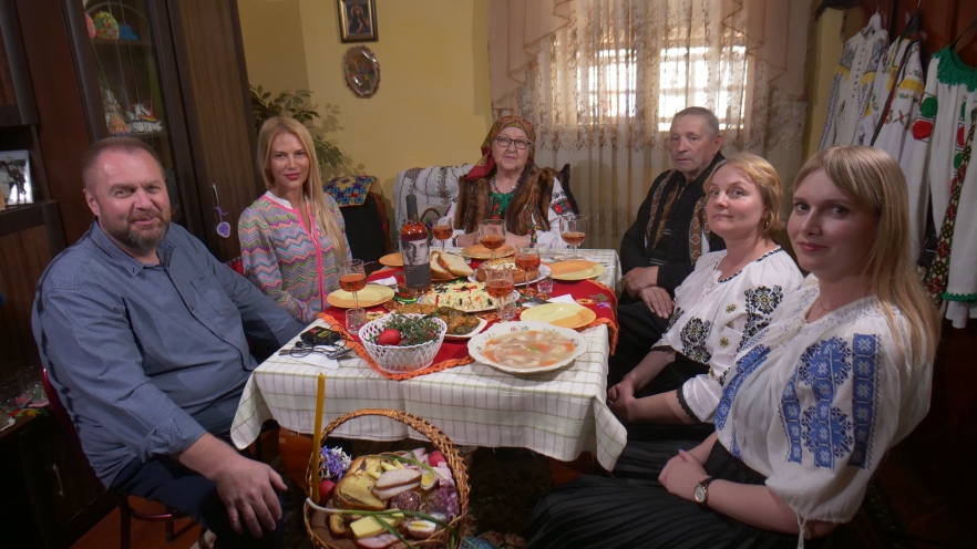De Paşti, cu „Exclusiv în România”, în mijlocul comunităţii de ucraineni, din Rogojeşti, Botoşani