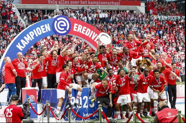PSV Eindhoven a învins pe Sparta Rotterdam, scor 4-2, și a cucerit titlul în Țările de Jos