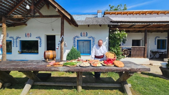 Cine au fost legendarii frați Buzești şi cum se prepară „mâncarea pandurilor”, la „Exclusiv în România”