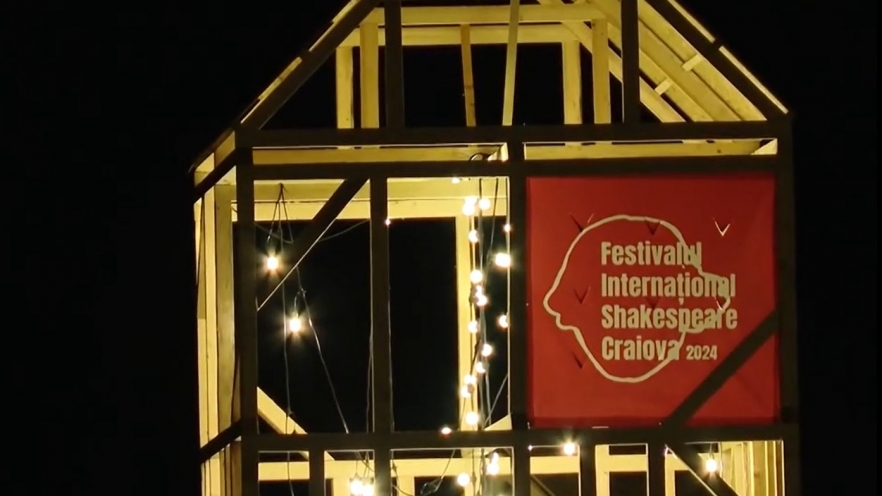 Teatru și muzică, la Shakespeare Village | VIDEO
