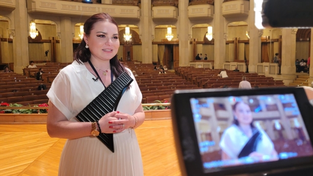 Poveștile românilor plecați la muncă în străinătate, în emisiunea ”Articolul VII”, la TVR Internațional | VIDEO