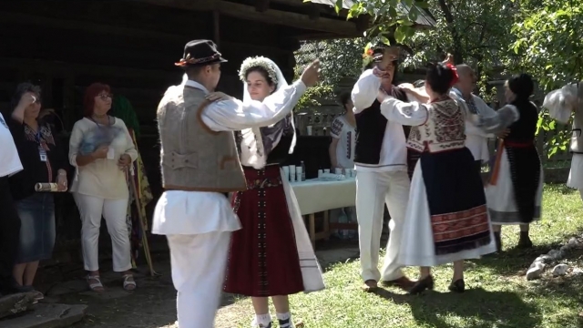 Nuntă tradițională din Ardeal | VIDEO