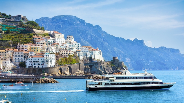 Amalfi. Dragoste şi dolce vita